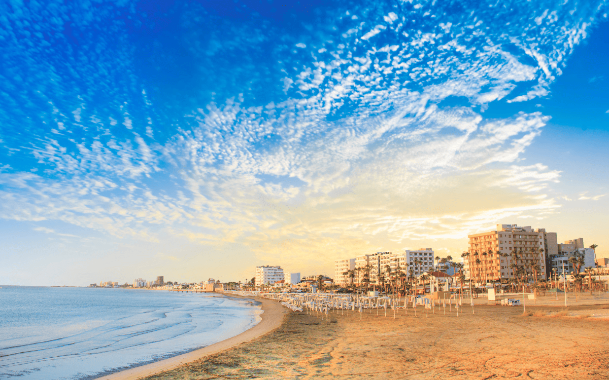 Top 7 bãi biển đẹp nhất ở Síp bạn không nên bỏ qua