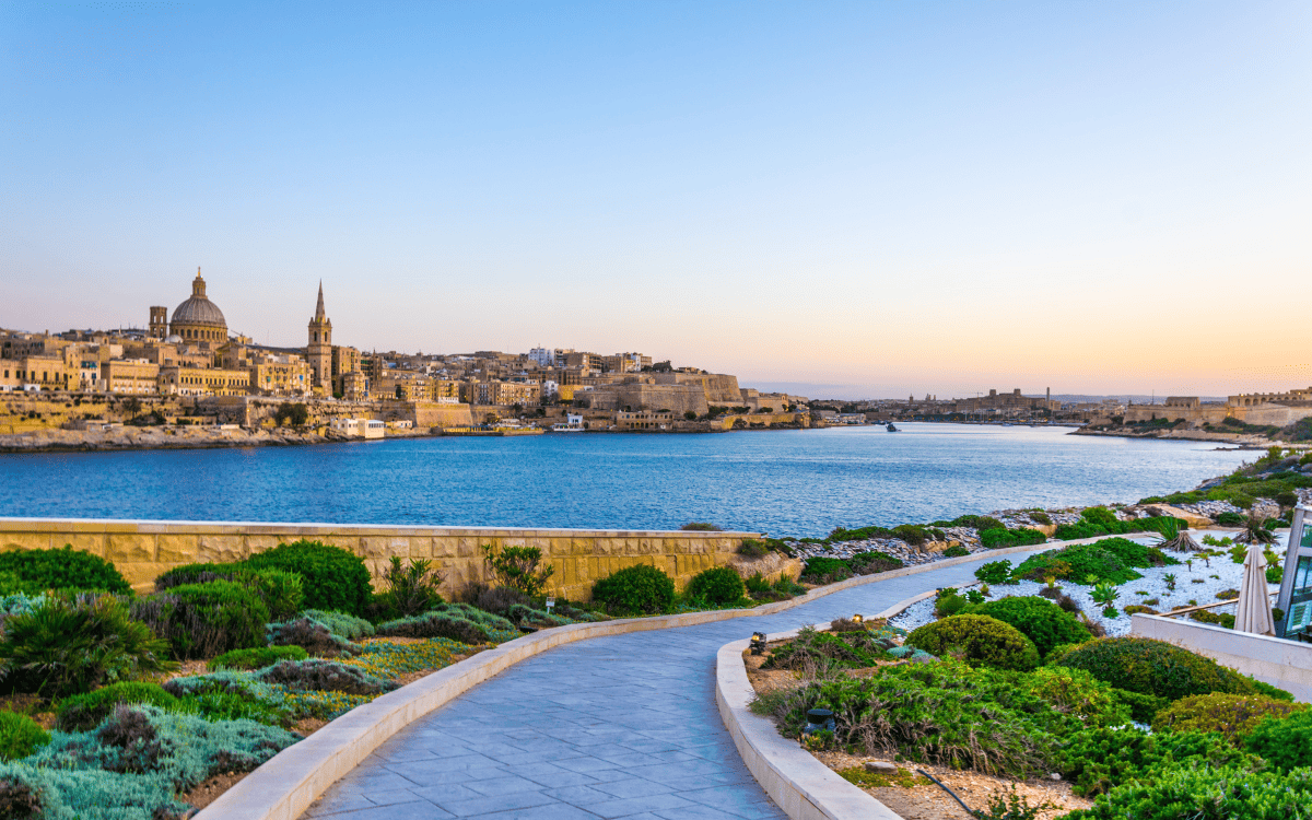 Chi phí để có được thường trú Malta