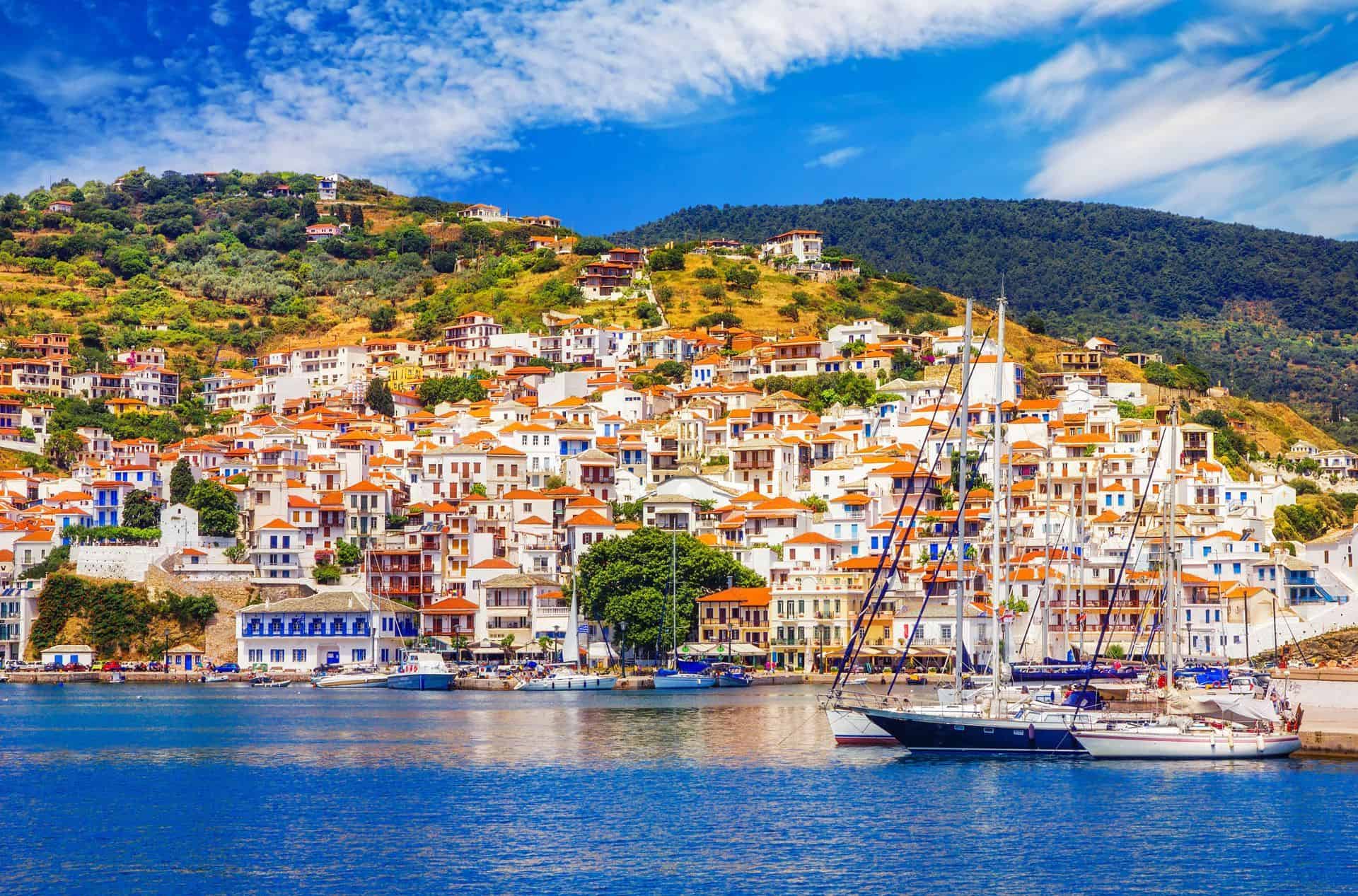 Skopelos là một hòn đảo xinh đẹp thuộc quần đảo Sporades ở Hy Lạp
