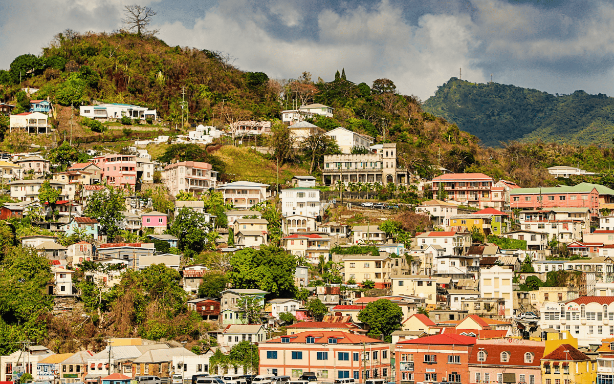 Lợi ích từ việc định cư tại Grenada qua chương trình đầu tư nhập tịch