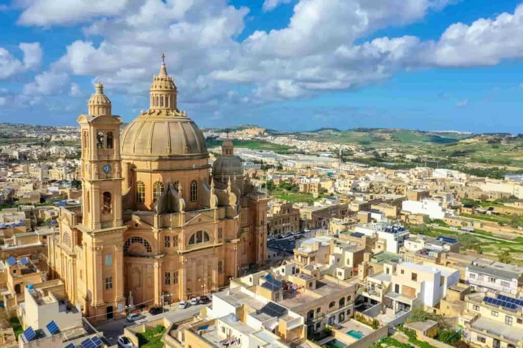 Malta có một lịch sử phong phú và văn hóa đa dạng
