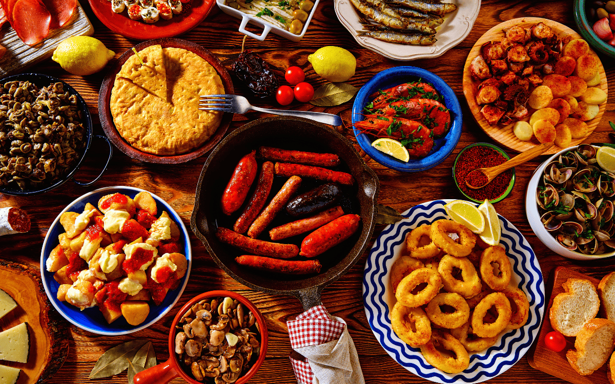 Văn hóa Tây Ban Nha chú trọng đến gia đình, ẩm thực và thời gian giải trí.