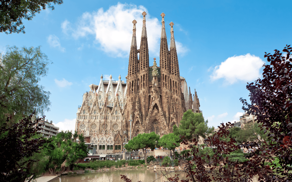 Barcelona - Viên ngọc quý của Tây Ban Nha